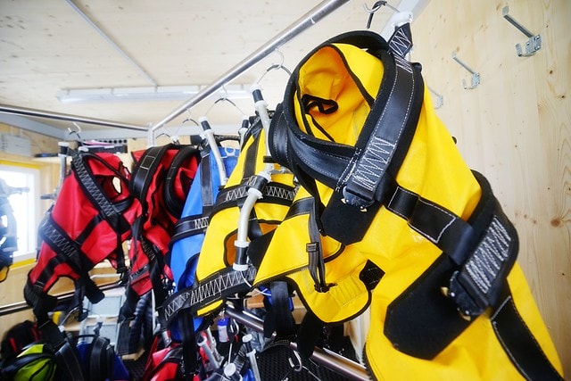 20251102-hmawq 20251102-hmawq