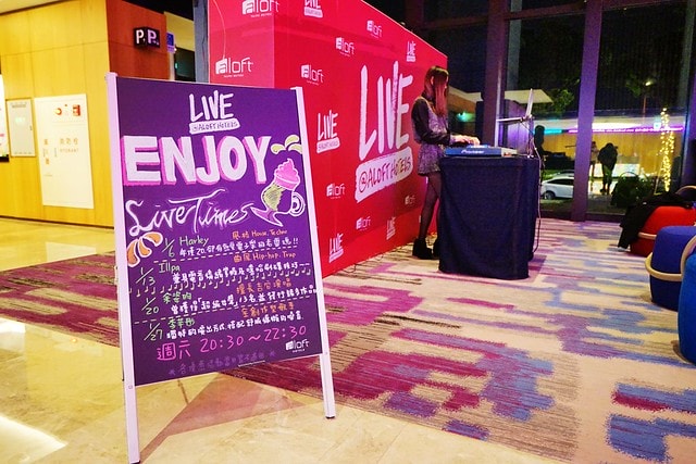 20251102-01a7w 20251102-01a7w