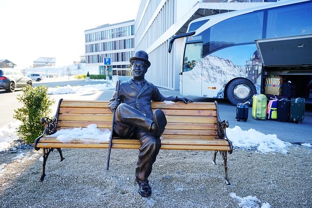 20251102-2ok9e 20251102-2ok9e