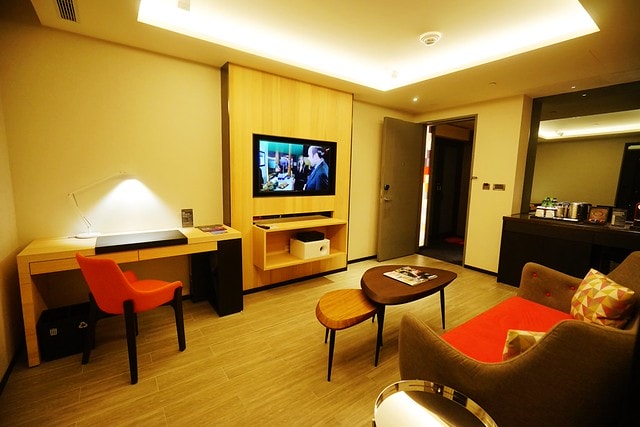 20251102-649mx 20251102-649mx