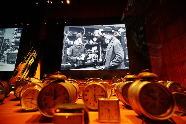 20251102-j1mxh 20251102-j1mxh