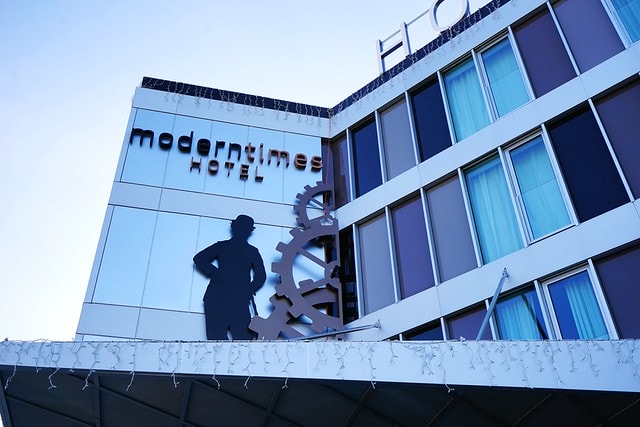 20251102-j5iq8 20251102-j5iq8