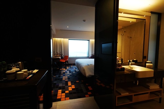 20251102-j9sv0 20251102-j9sv0