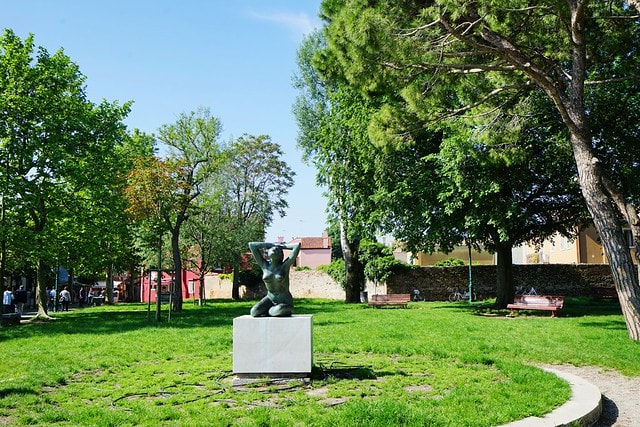 20251102-yqcrd 20251102-yqcrd