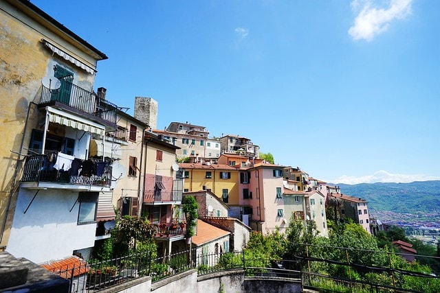 20251102-4uqug 20251102-4uqug