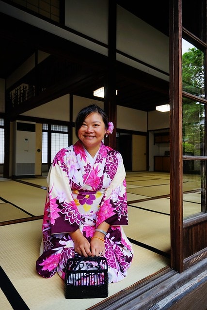 20251102-4yv6a 20251102-4yv6a