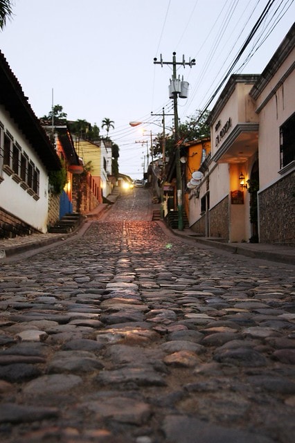 20251102-5526j 20251102-5526j