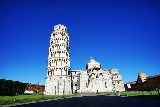 20251102-695no 20251102-695no