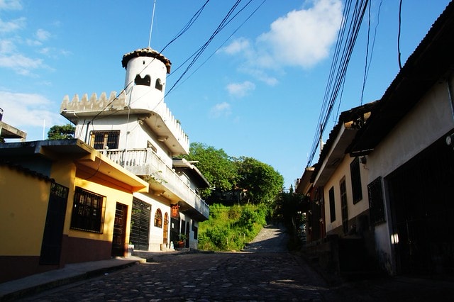 20251102-c5ljl 20251102-c5ljl