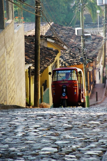 20251102-cd9zu 20251102-cd9zu