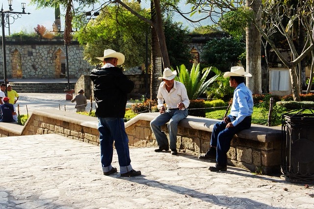 20251102-e9cbp 20251102-e9cbp