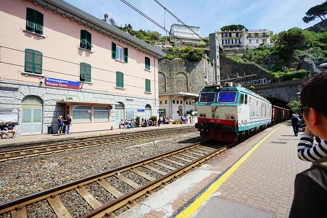 20251102-kf8kc 20251102-kf8kc