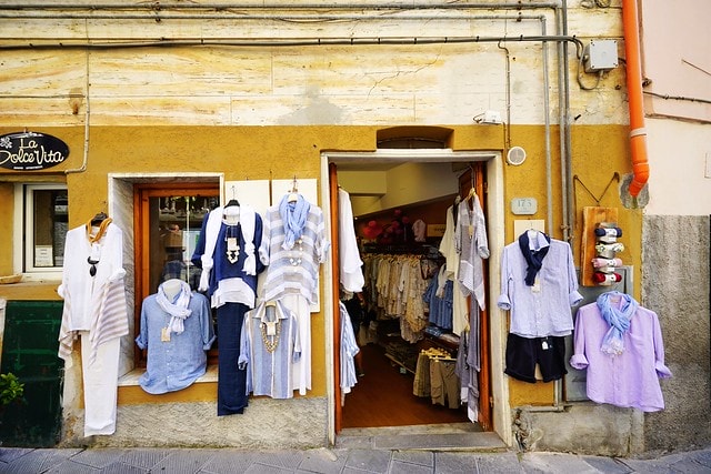 20251102-lj3ip 20251102-lj3ip