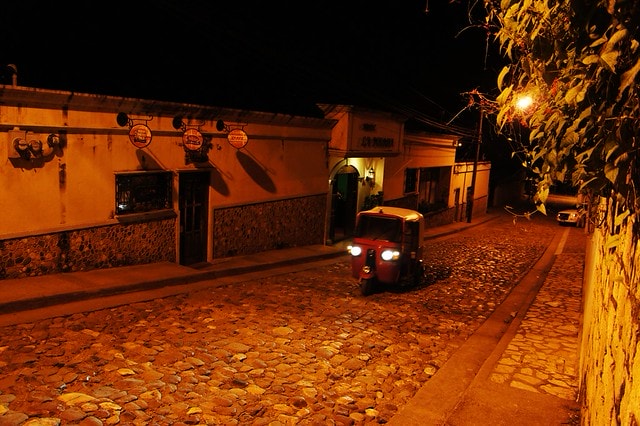 20251102-qzpao 20251102-qzpao