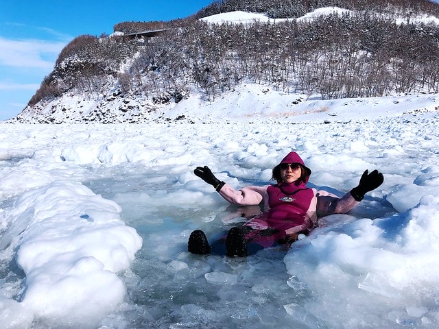 20251102-4qxwn 20251102-4qxwn