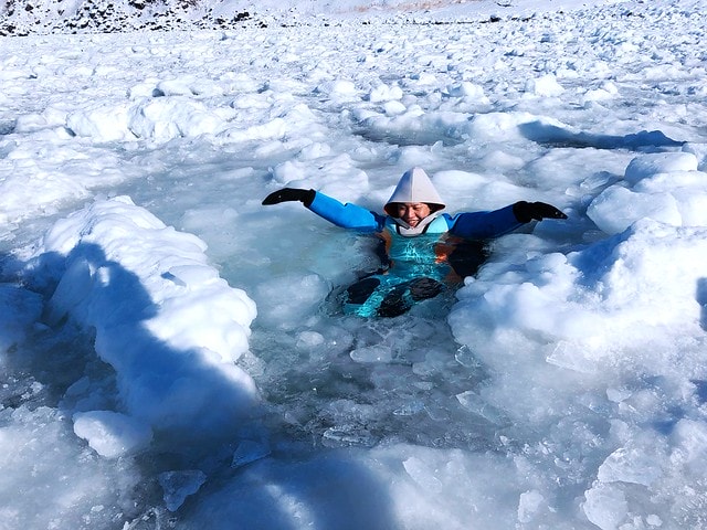 20251102-6fp3i 20251102-6fp3i