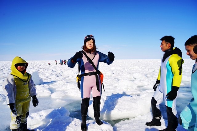 20251102-jfvzm 20251102-jfvzm