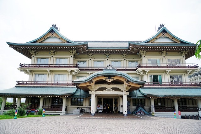 20251102-pyh0l 20251102-pyh0l