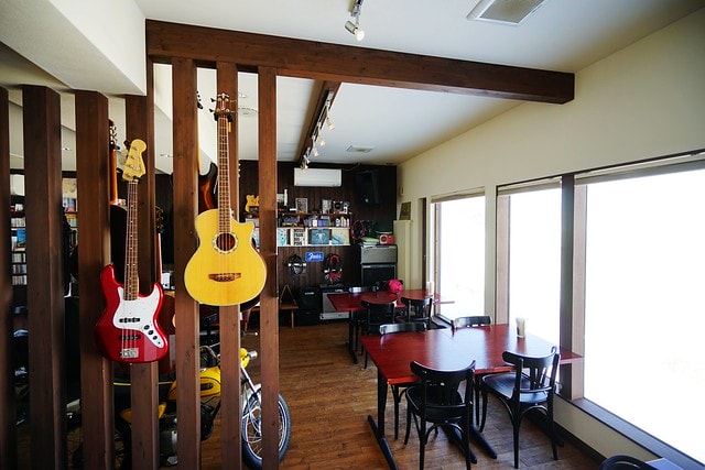 20251102-zly6l 20251102-zly6l