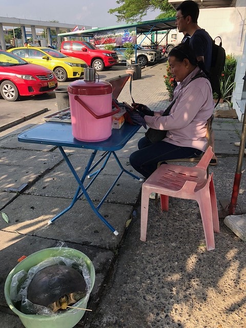 20251102-9e04n 20251102-9e04n