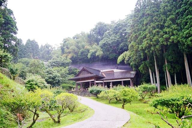 20251102-avjm9 20251102-avjm9