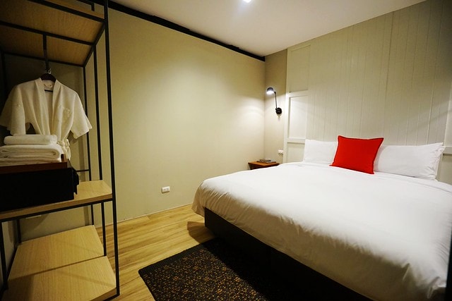 20251102-mgk30 20251102-mgk30