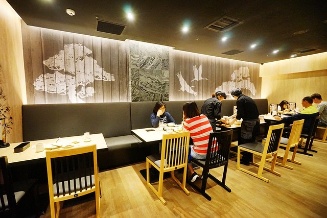 20251102-po3nj 20251102-po3nj