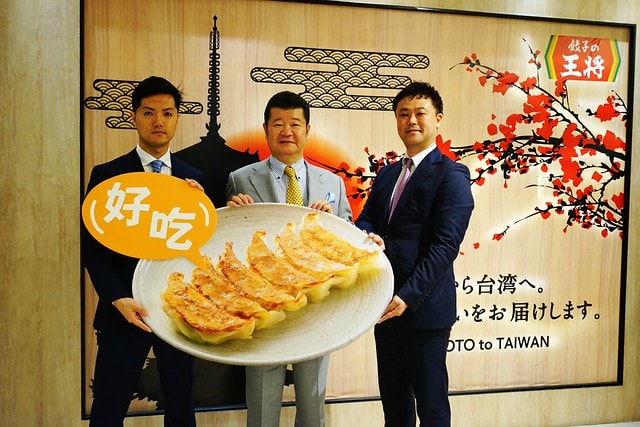 20251102-qxf6e 20251102-qxf6e