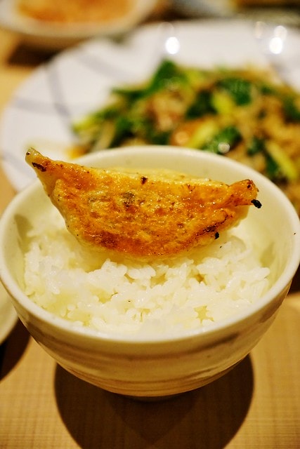 20251102-yow2h 20251102-yow2h