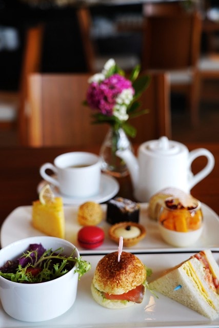 20251102-1h2xj 20251102-1h2xj