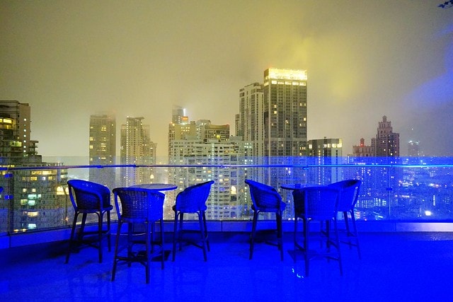 20251102-2q9l6 20251102-2q9l6