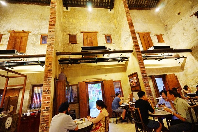 20251102-2z51i 20251102-2z51i