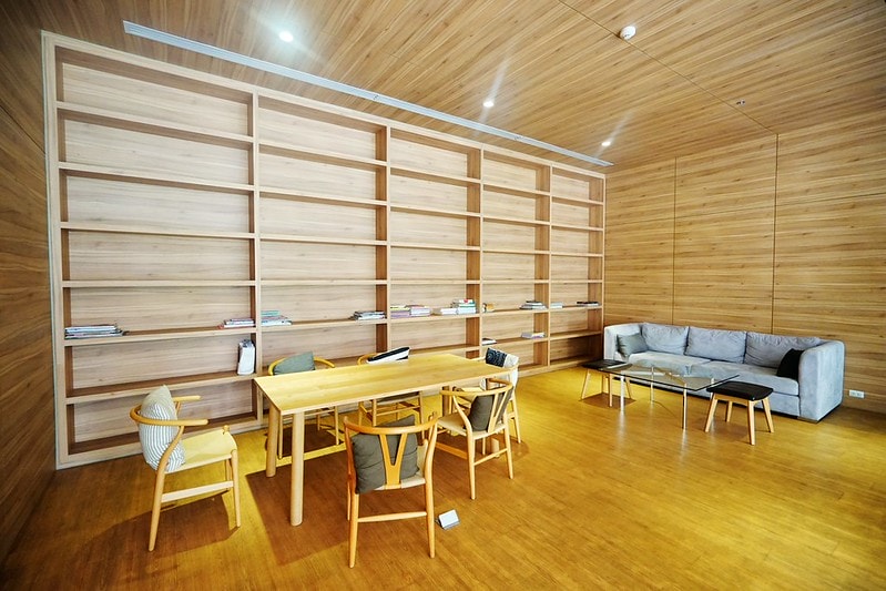 20251102-2z6x0 20251102-2z6x0