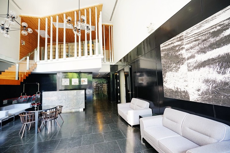 20251102-49ew3 20251102-49ew3