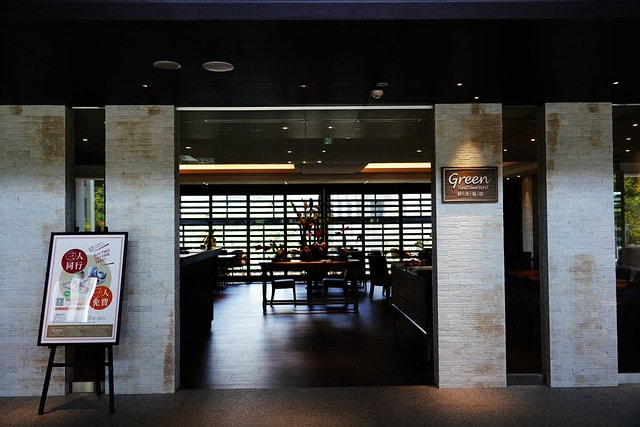 20251102-5sv7k 20251102-5sv7k