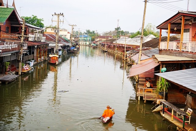 20251102-da4v4 20251102-da4v4