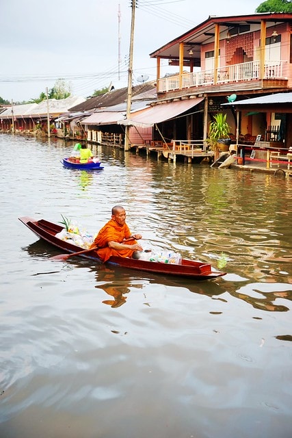 20251102-nkk5u 20251102-nkk5u