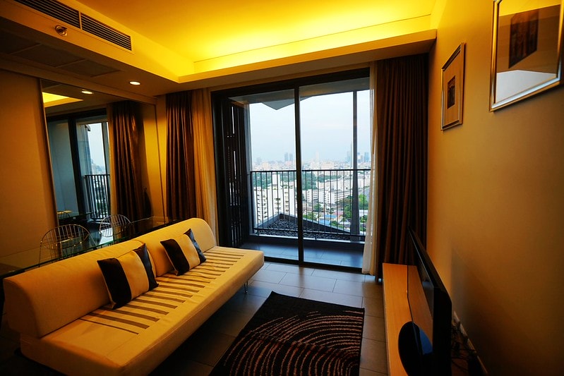 20251102-vvyh0 20251102-vvyh0