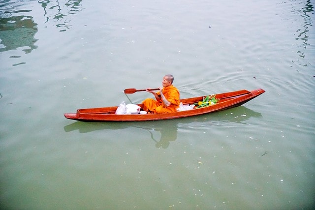 20251102-wy194 20251102-wy194