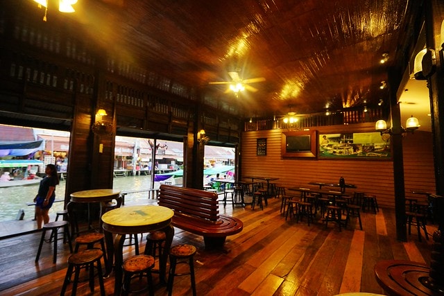 20251102-x7wxe 20251102-x7wxe