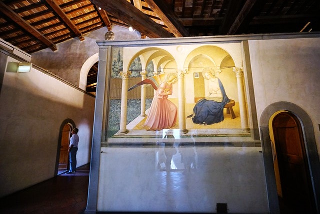 20251102-z2y8j 20251102-z2y8j