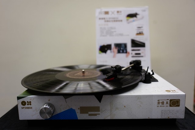 20251102-9lp8n 20251102-9lp8n