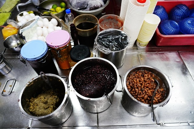 20251102-bj9dk 20251102-bj9dk