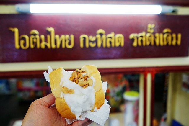 20251102-f189y 20251102-f189y