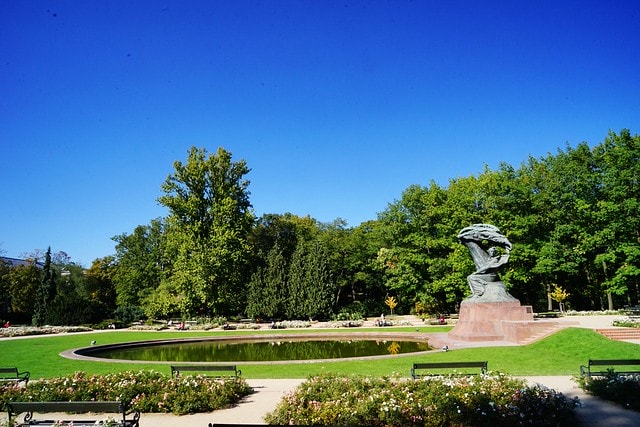 20251102-l7p0s 20251102-l7p0s