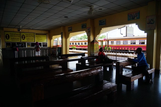 20251102-103l9 20251102-103l9