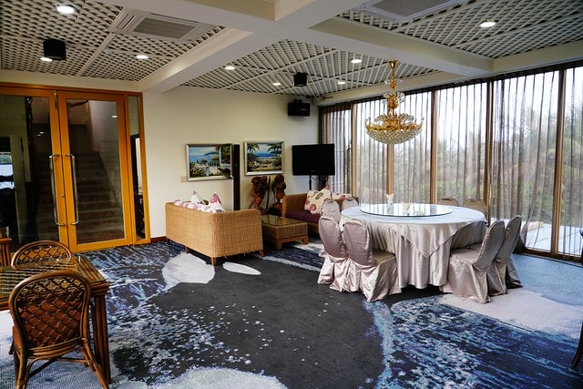 20251102-4z1rx 20251102-4z1rx