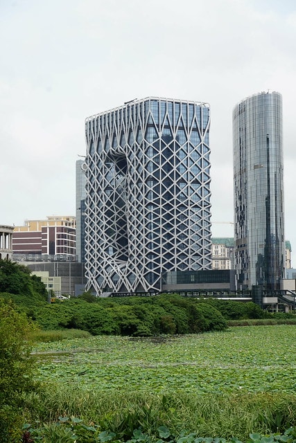 20251102-ar1hr 20251102-ar1hr