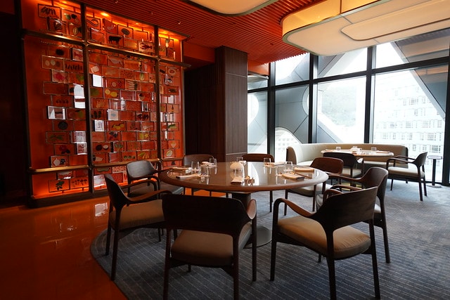 20251102-elyvt 20251102-elyvt