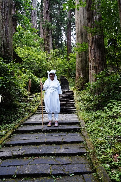 20251102-gly0f 20251102-gly0f